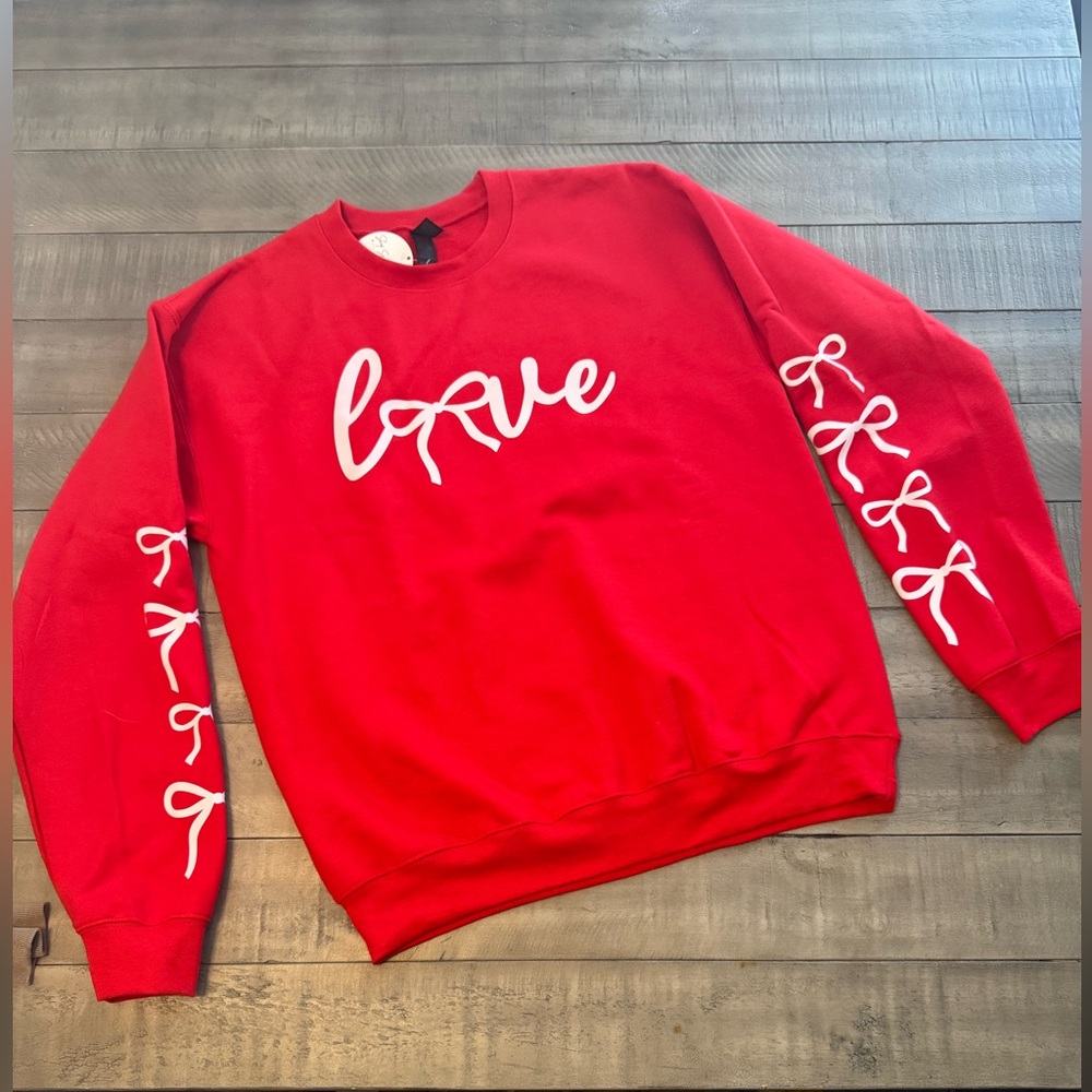 Gildan Red Crewneck Sweatshirt with White 'Love' Script and Sleeve Bows